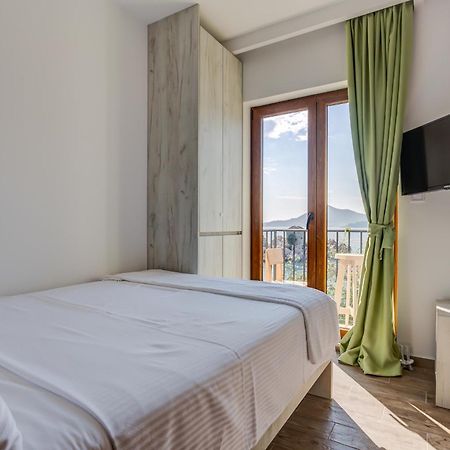 Mima Apartments Sveti Stefan Buitenkant foto