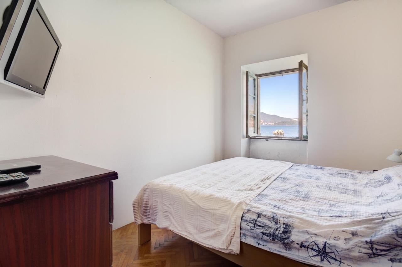 Mima Apartments Sveti Stefan Buitenkant foto