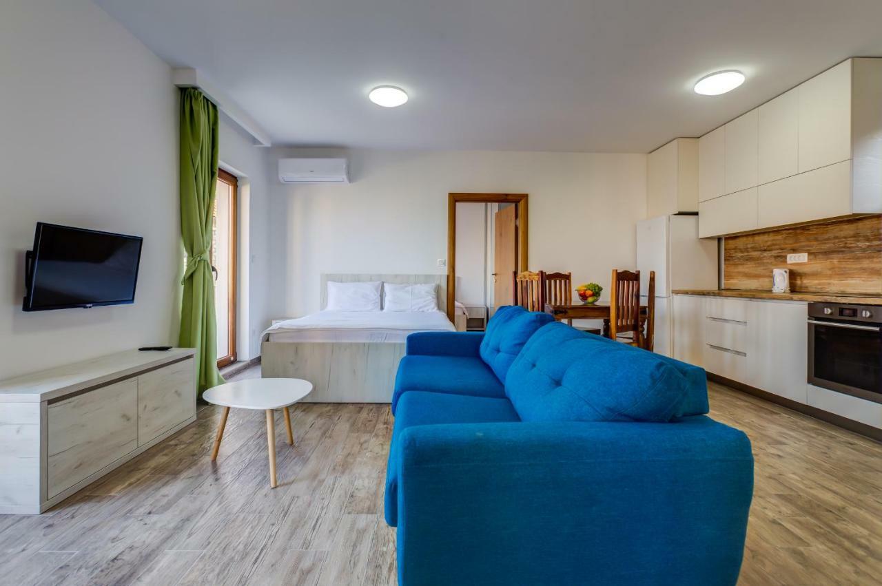 Mima Apartments Sveti Stefan Buitenkant foto