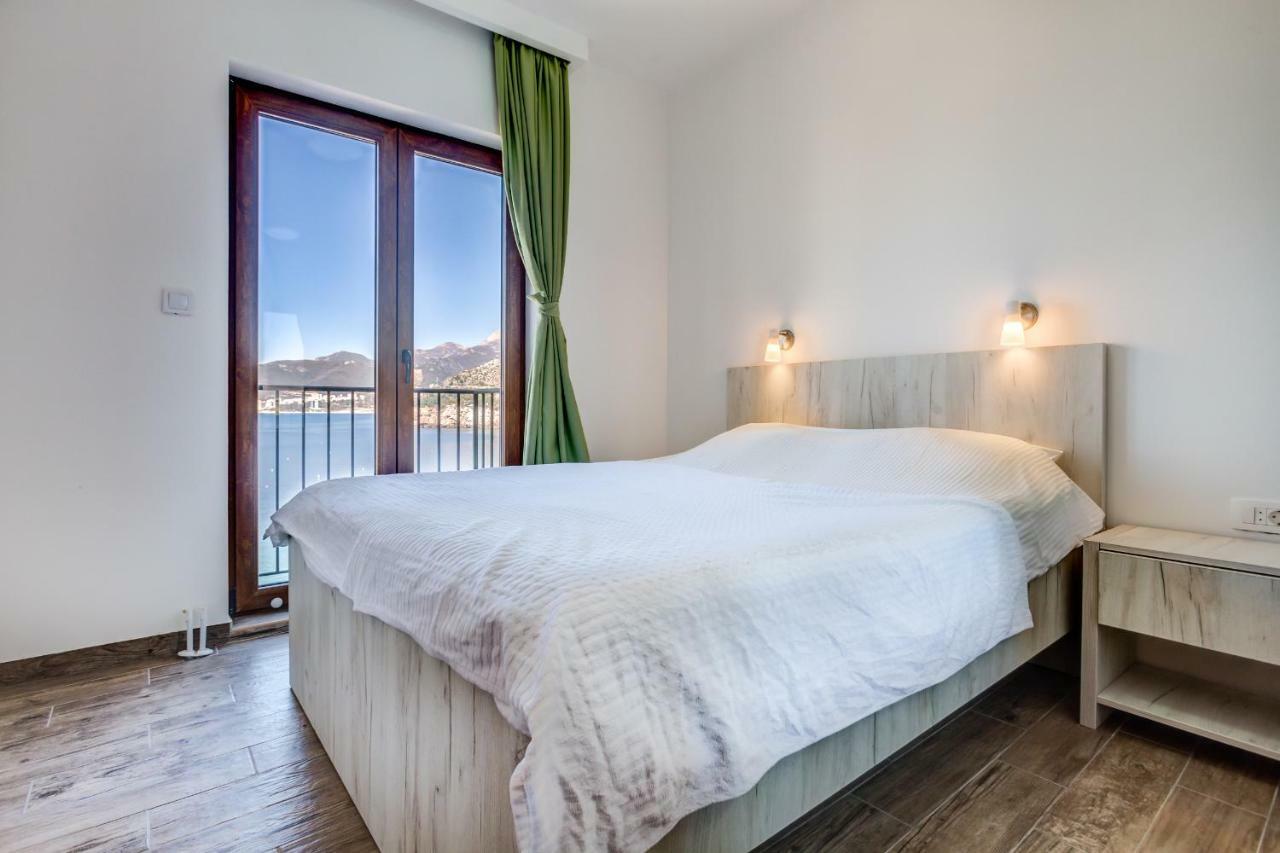 Mima Apartments Sveti Stefan Buitenkant foto